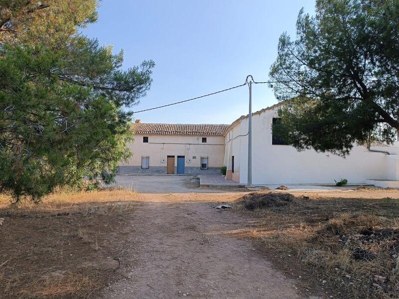 3 chambre Auberge à vendre