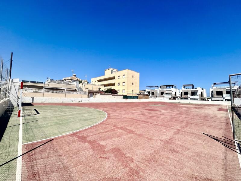 2 bedroom Apartment for sale 2 bedroom Apartment for sale