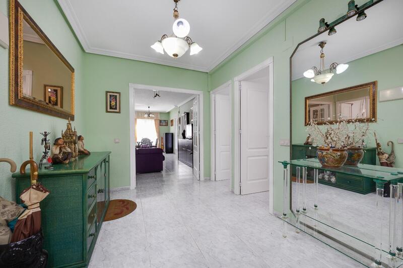 Apartamento en venta en Torrevieja, Alicante