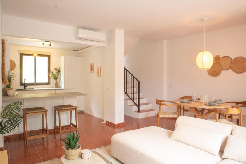 городская тюрьма продается в Casares, Málaga городская тюрьма продается в Casares, Málaga