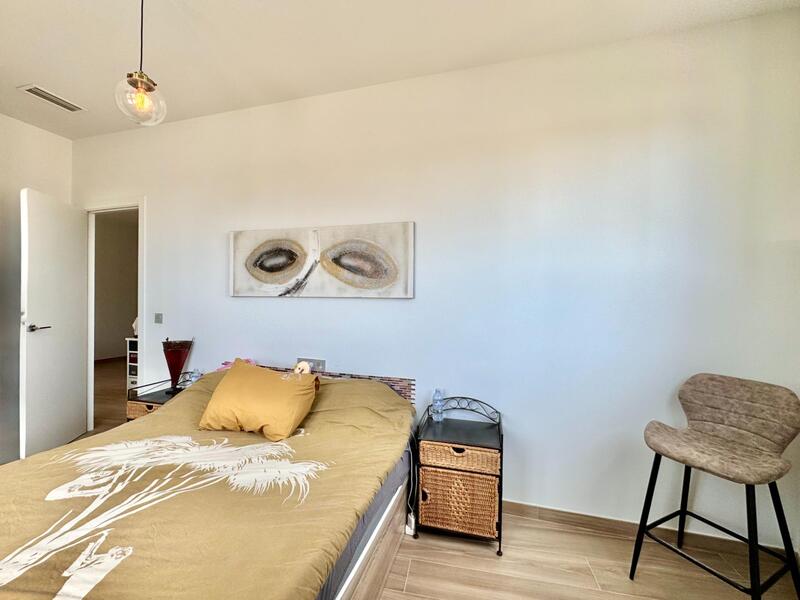 2 slaapkamer Appartement Te koop