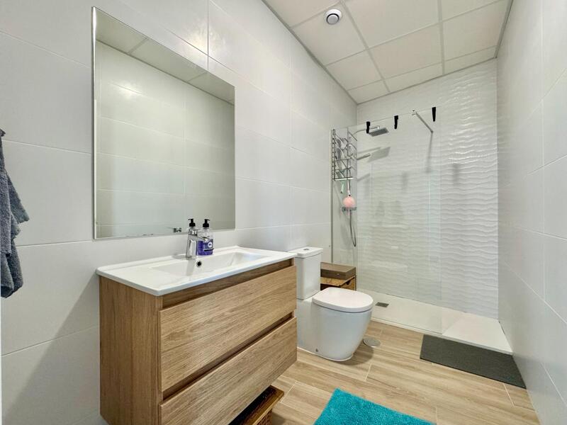 2 slaapkamer Appartement Te koop