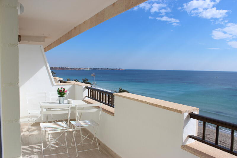 Lejlighed til salg i Mil Palmeras, Alicante