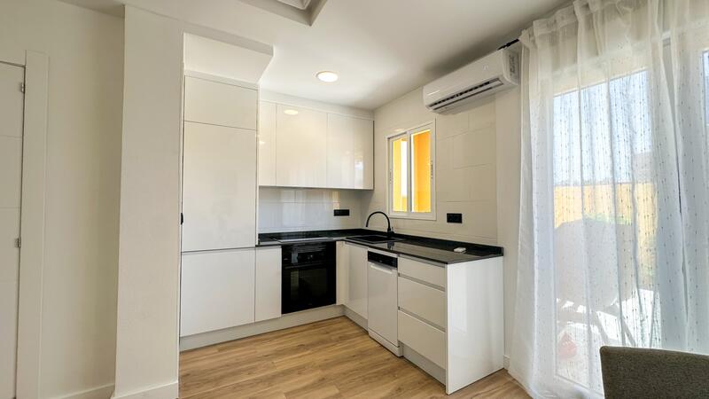 2 bedroom Townhouse for sale 2 bedroom Townhouse for sale