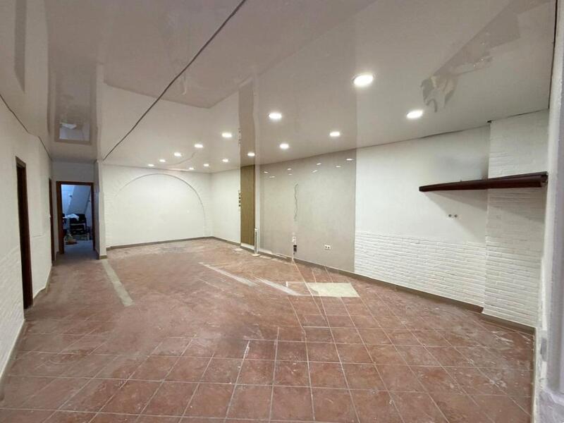 Local Comercial en venta en Torrevieja, Alicante