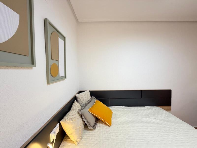 2 slaapkamer Appartement Te koop 2 slaapkamer Appartement Te koop