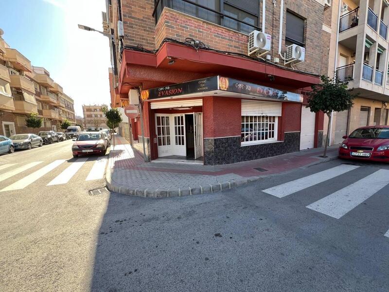 Kommersiella fastigheter till salu i Dolores, Alicante
