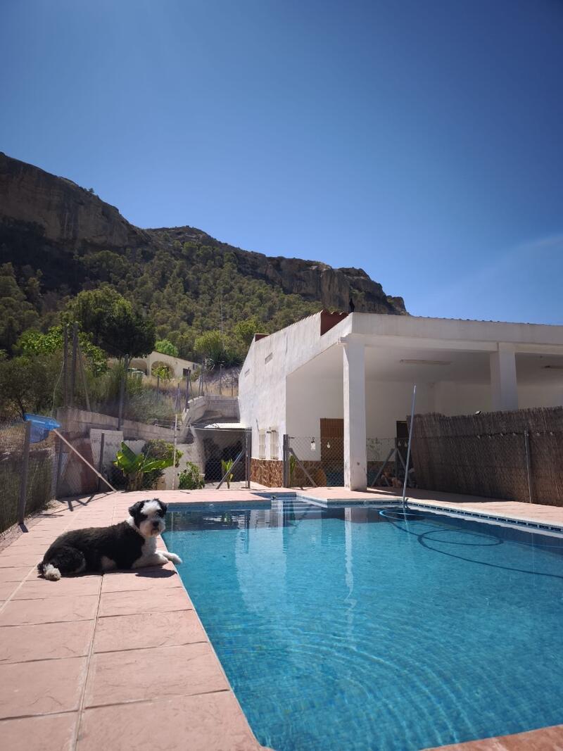 4 bedroom Country House for sale 4 bedroom Country House for sale