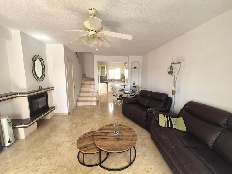 2 bedroom Townhouse for sale 2 bedroom Townhouse for sale
