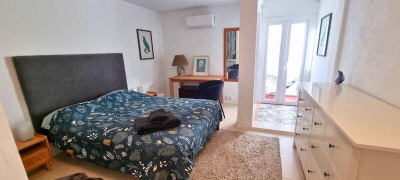 1 slaapkamer Gezinswoning Te koop 1 slaapkamer Gezinswoning Te koop