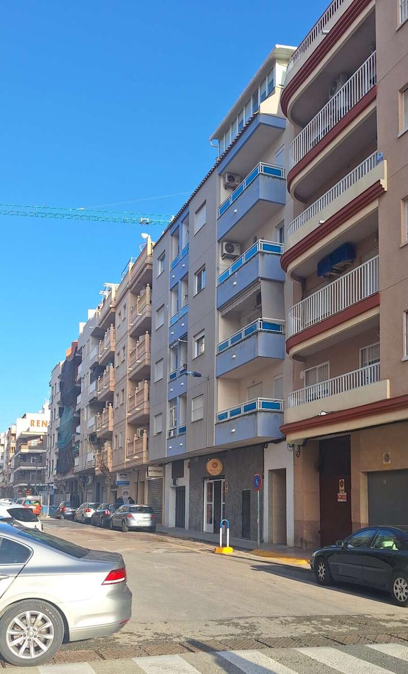 Appartement zu verkaufen in Torrevieja, Alicante