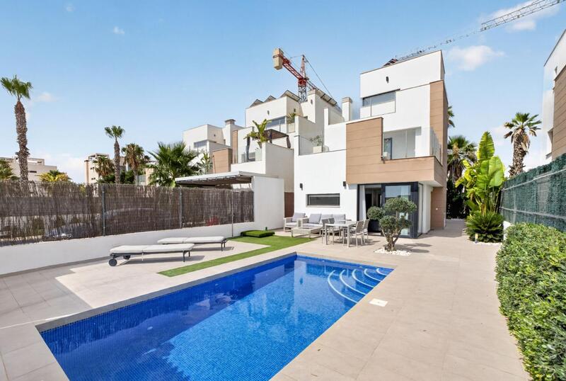 Villa zu verkaufen in Guardamar del Segura, Alicante