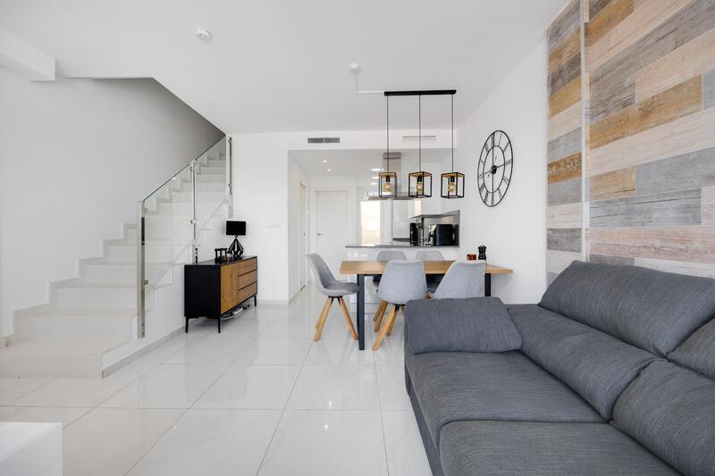 3 bedroom Townhouse for sale