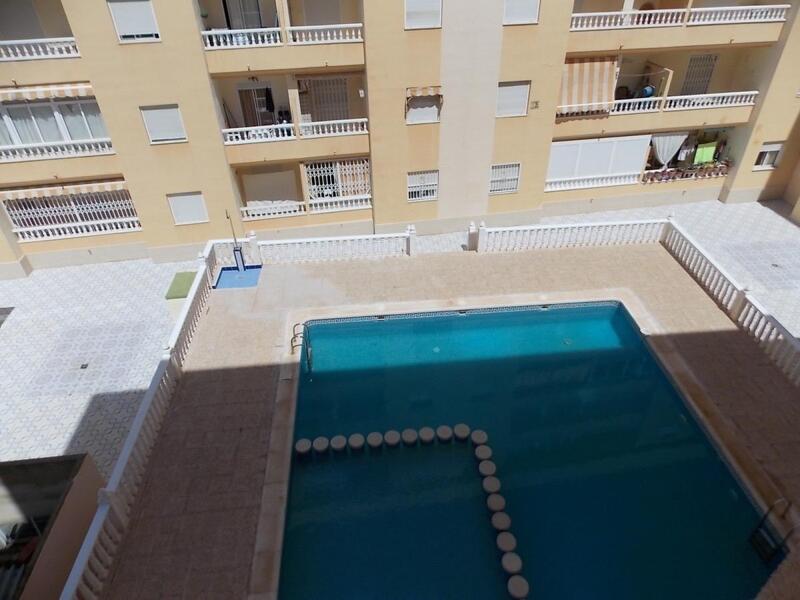 Leilighet til salgs i Torrevieja, Alicante