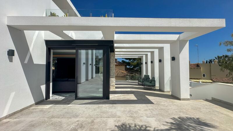 4 bedroom Villa for sale 4 bedroom Villa for sale