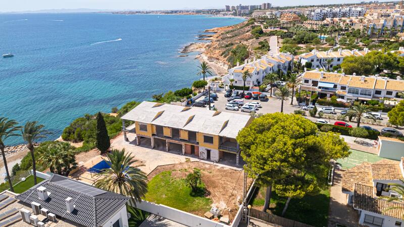 5 bedroom Villa for sale