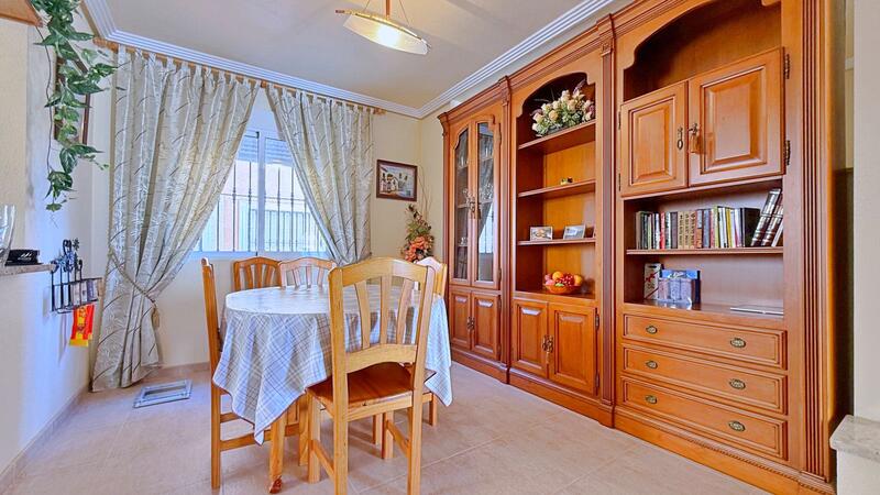 4 bedroom Villa for sale 4 bedroom Villa for sale