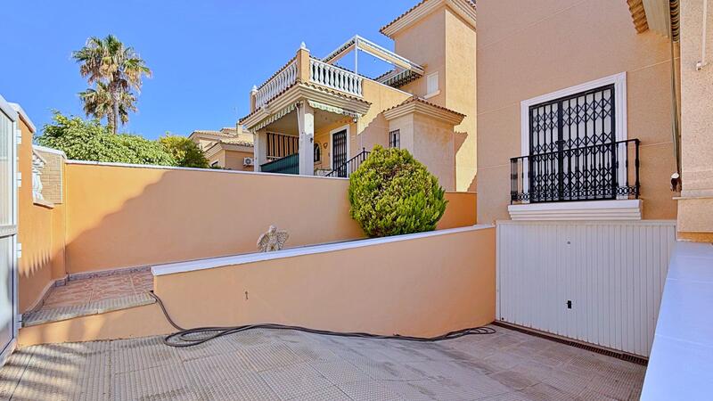 4 bedroom Villa for sale 4 bedroom Villa for sale