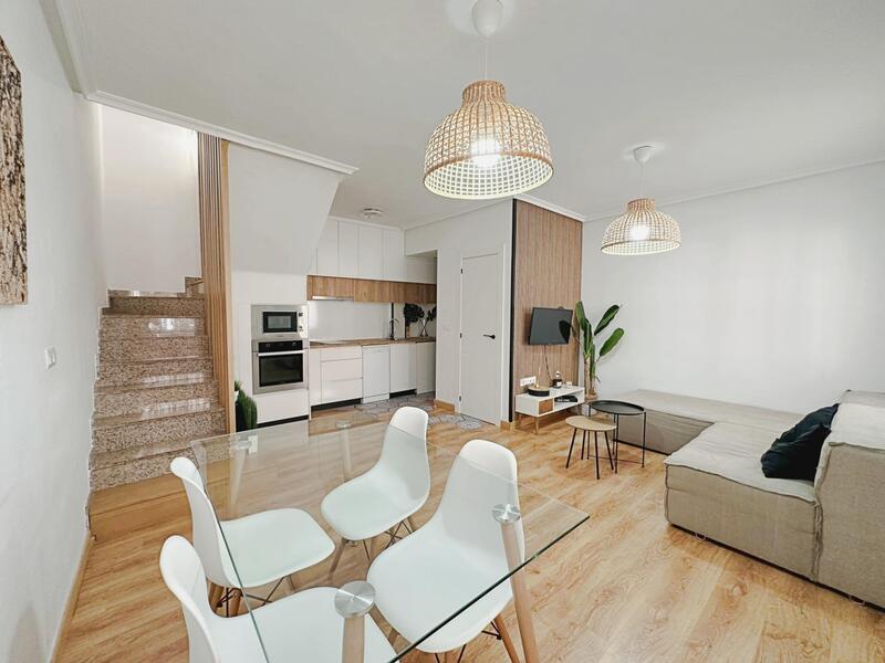 3 bedroom Country House for sale 3 bedroom Country House for sale
