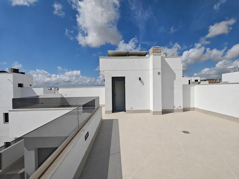 6 bedroom Villa for sale 6 bedroom Villa for sale