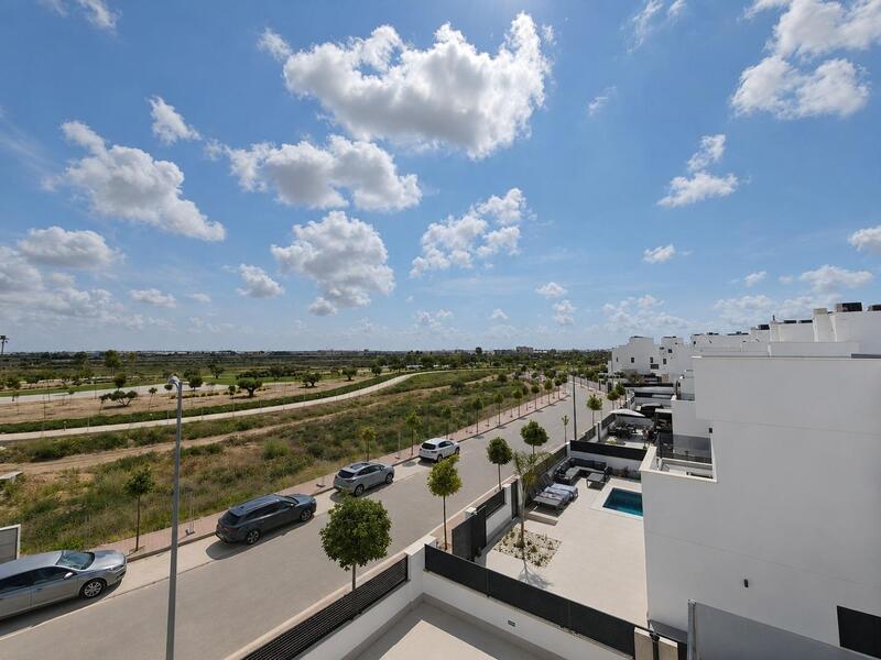 6 bedroom Villa for sale 6 bedroom Villa for sale