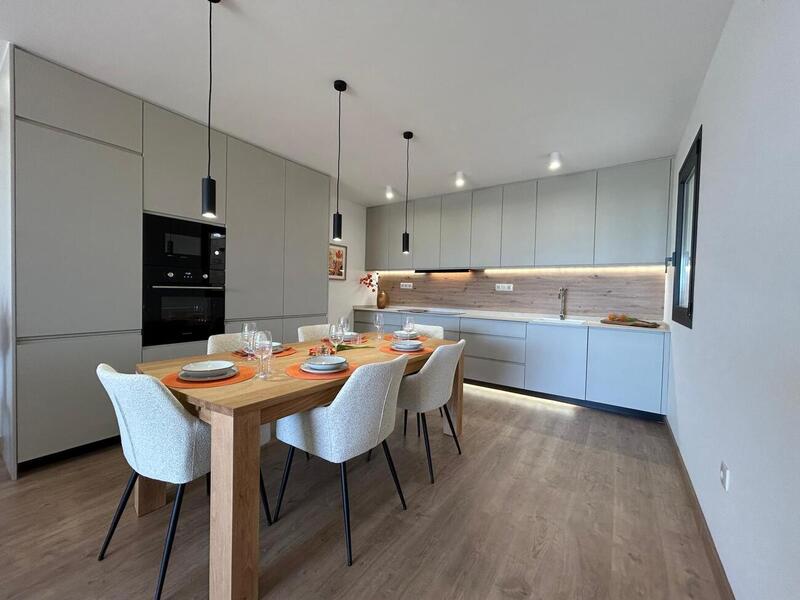 3 bedroom Townhouse for sale