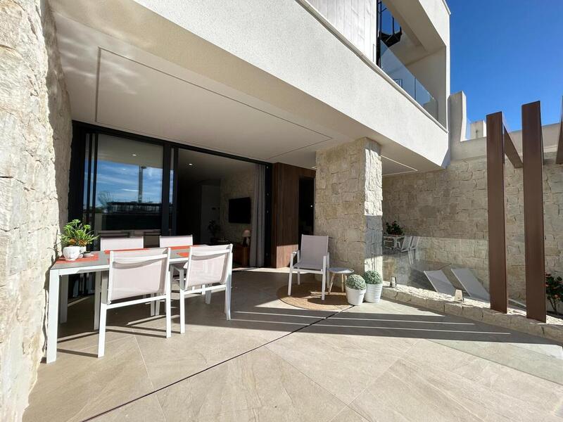 3 bedroom Townhouse for sale