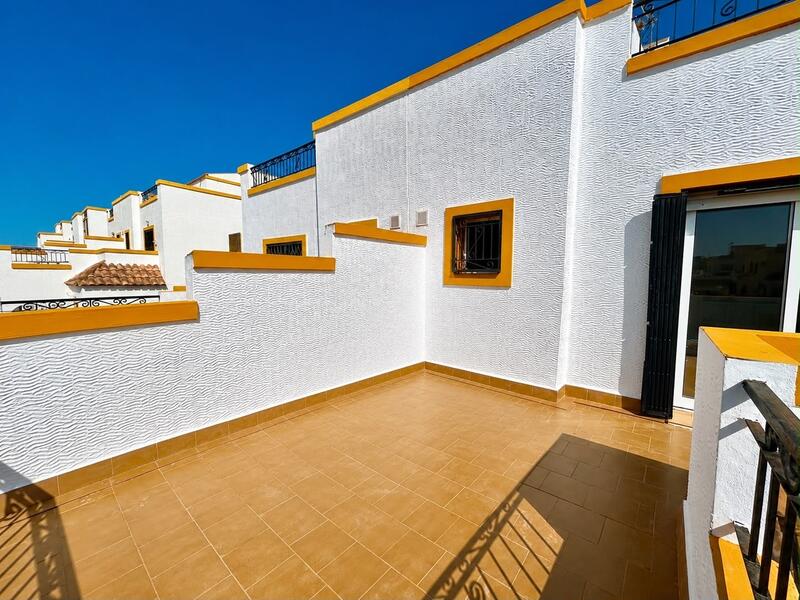 3 bedroom Townhouse for sale 3 bedroom Townhouse for sale