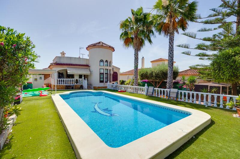 3 bedroom Villa for sale