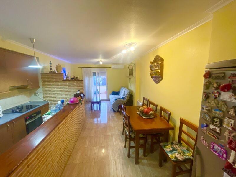 3 bedroom Apartment for sale 3 bedroom Apartment for sale