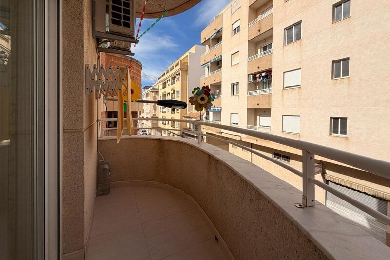 3 slaapkamer Appartement Te koop 3 slaapkamer Appartement Te koop