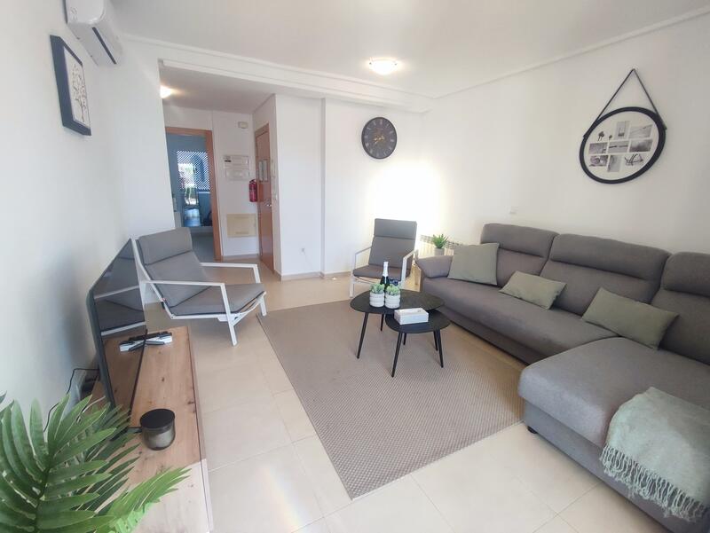 2 slaapkamer Appartement Te koop 2 slaapkamer Appartement Te koop