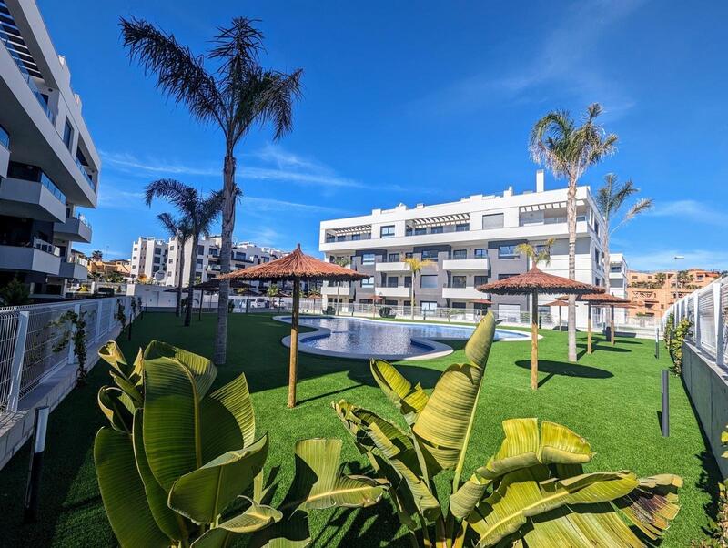Apartamento en venta en Orihuela Costa, Alicante