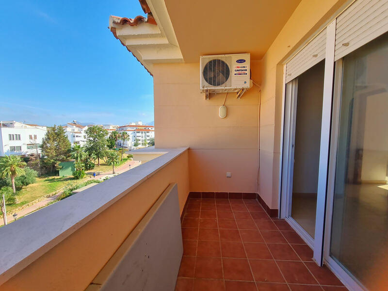 Apartment for sale in San Luis de Sabinillas, Málaga