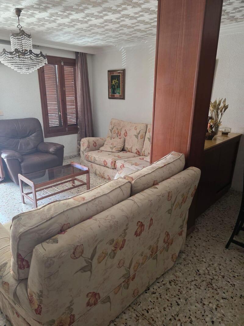 3 bedroom Apartment for sale