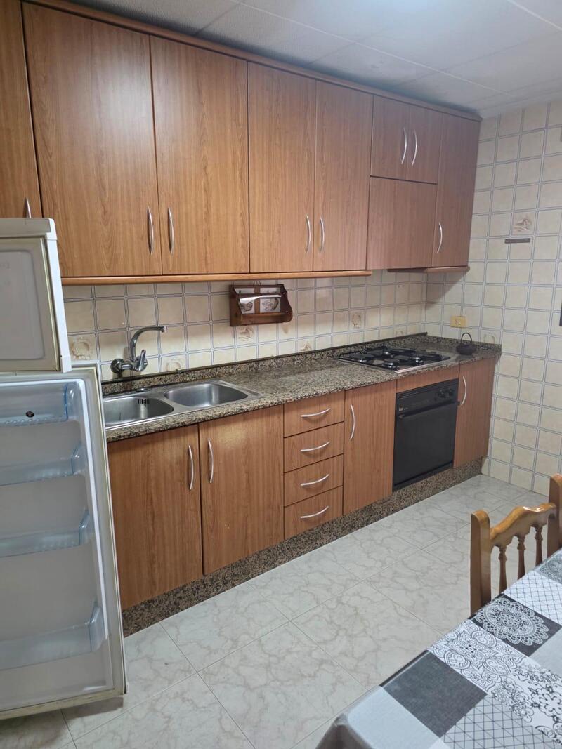 3 bedroom Apartment for sale