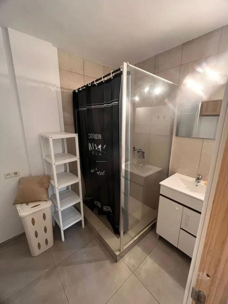 1 bedroom Apartment for sale