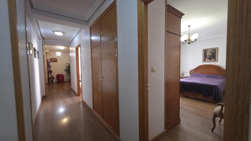 3 Schlafzimmer Appartement zu verkaufen 3 Schlafzimmer Appartement zu verkaufen