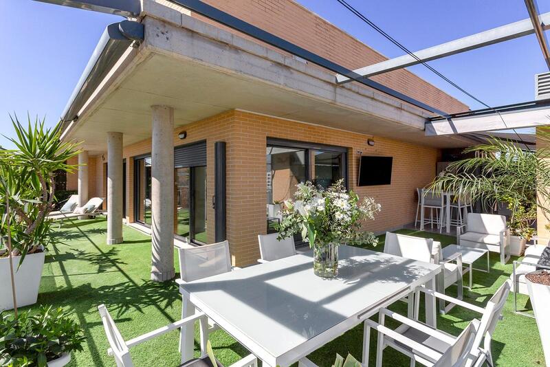 3 bedroom Apartment for sale