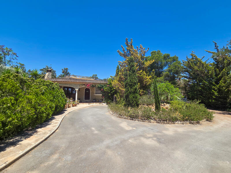 9 bedroom Villa for sale 9 bedroom Villa for sale