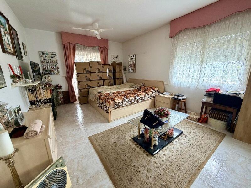 4 bedroom Villa for sale 4 bedroom Villa for sale