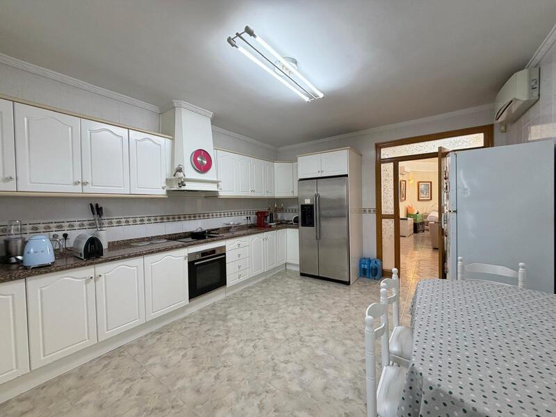 6 Schlafzimmer Villa zu verkaufen