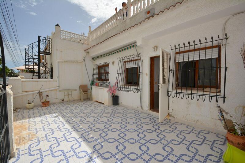 Townhouse for sale in Torrevieja, Alicante