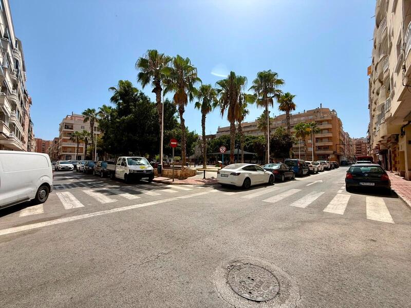 Apartment for sale in Torrevieja, Alicante