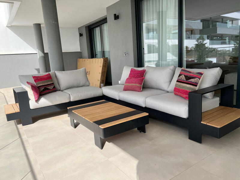 4 bedroom Apartment for sale 4 bedroom Apartment for sale
