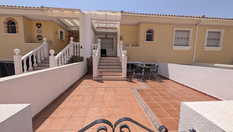 Villa for sale in Algorfa, Alicante
