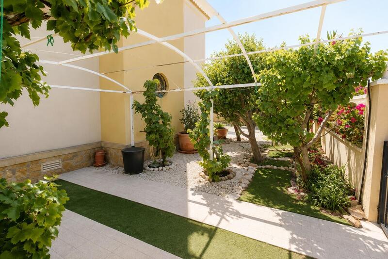 2 bedroom Apartment for sale 2 bedroom Apartment for sale