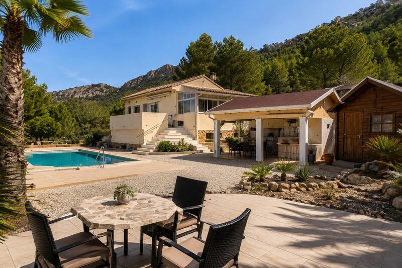 4 bedroom Villa for sale 4 bedroom Villa for sale