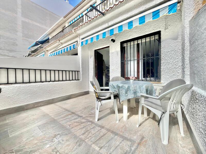 Lägenhet till salu i Torrevieja, Alicante