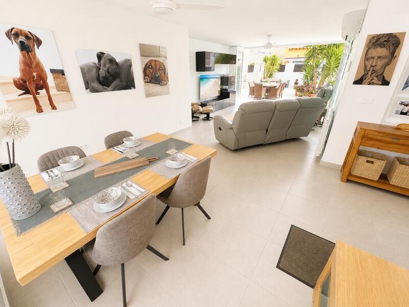 3 slaapkamer Villa Te koop 3 slaapkamer Villa Te koop